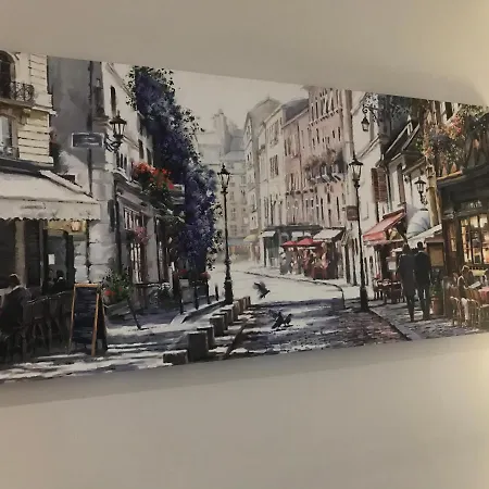 Trinity - 2b Studio Apt