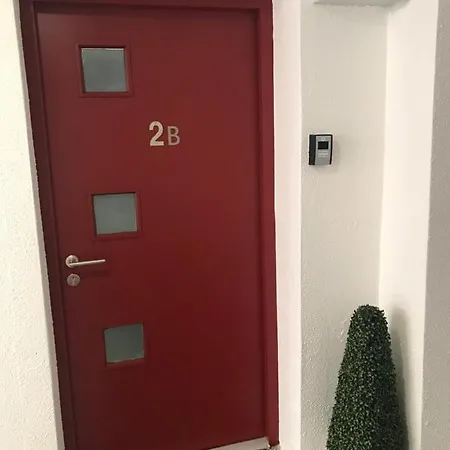 Trinity - 2b Studio Apt